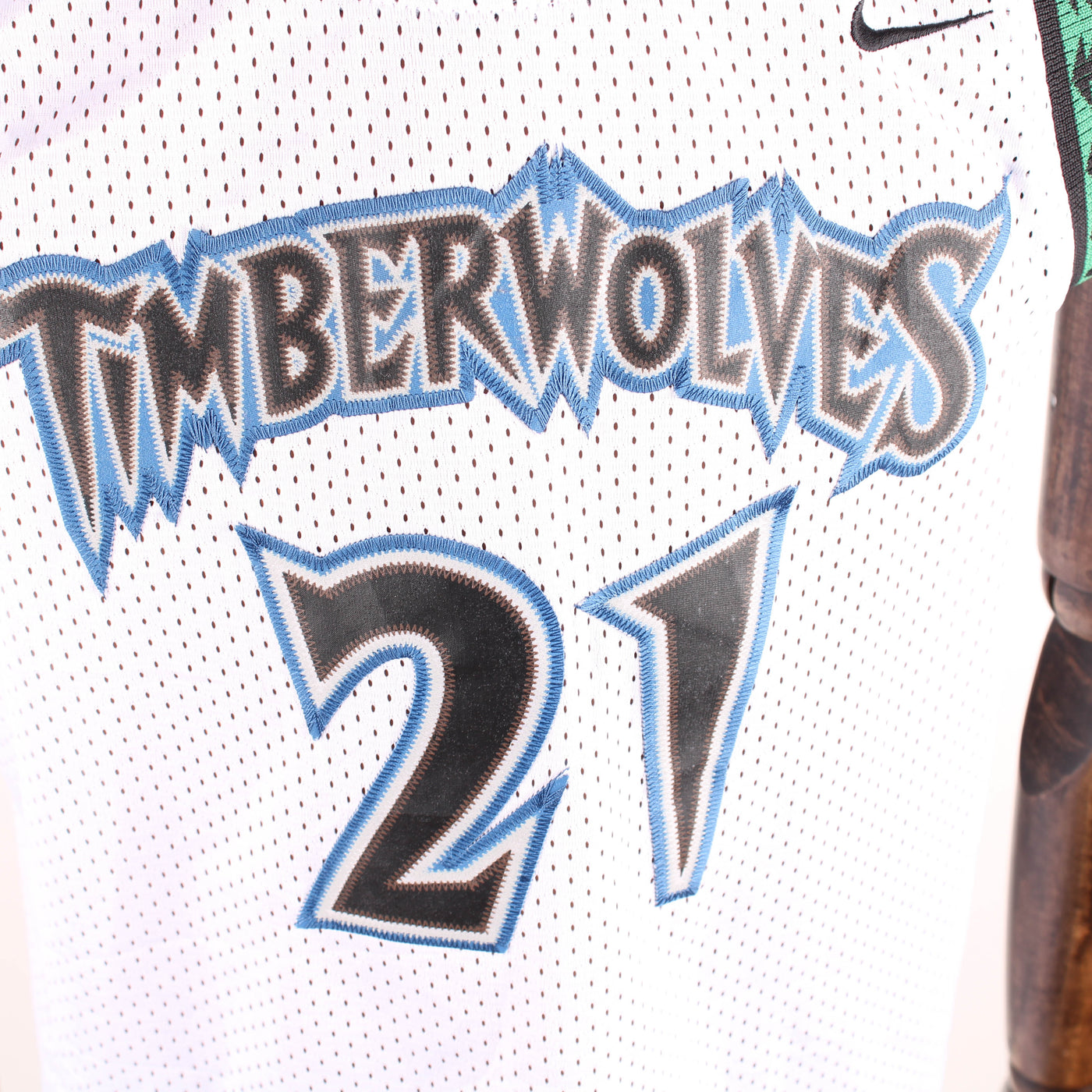 Minnesota Timberwolves Garnett #21 Jersey – Wit – Maat L (Nike)