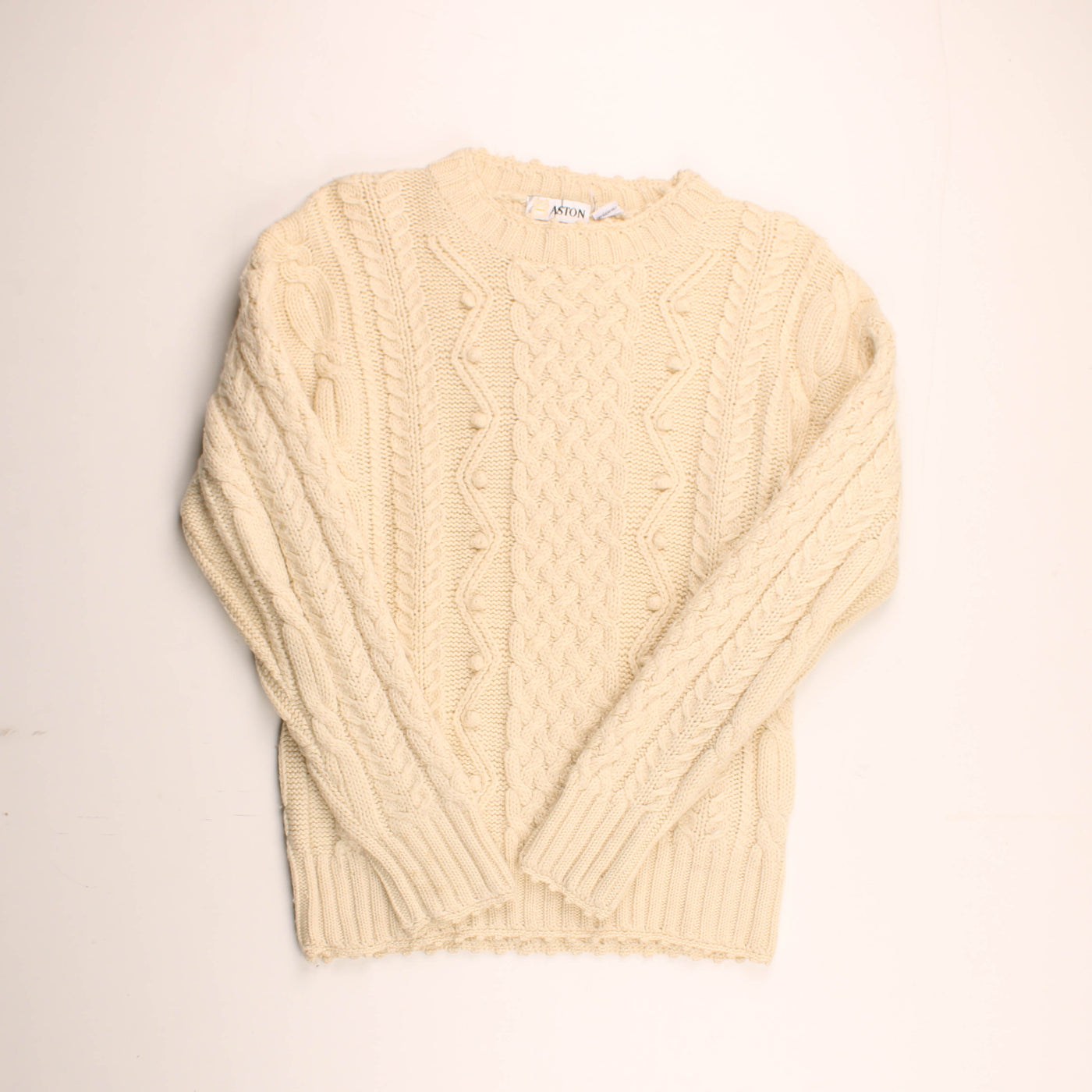 Aston Kabeltrui | M